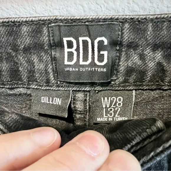 BDG Urban Outfitters Dillon Jeans Slim Fit Raw Hem Ankle Black Womens Sz 28 Boho - Picture 5 of 11
